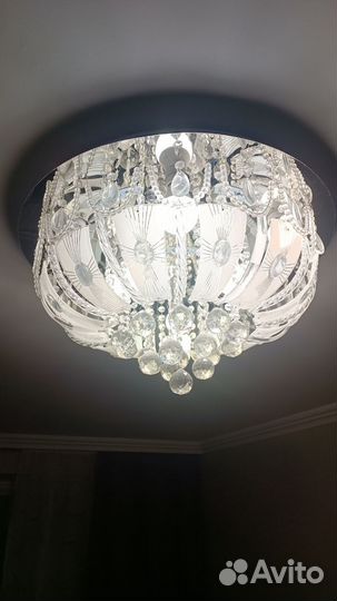 Люстра потолочная