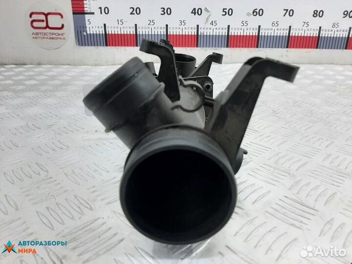 Воздуховод Volkswagen Jetta 6 2015 03C129617H