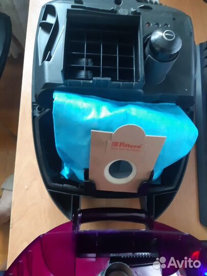 Пылесос Bosch 2200 W