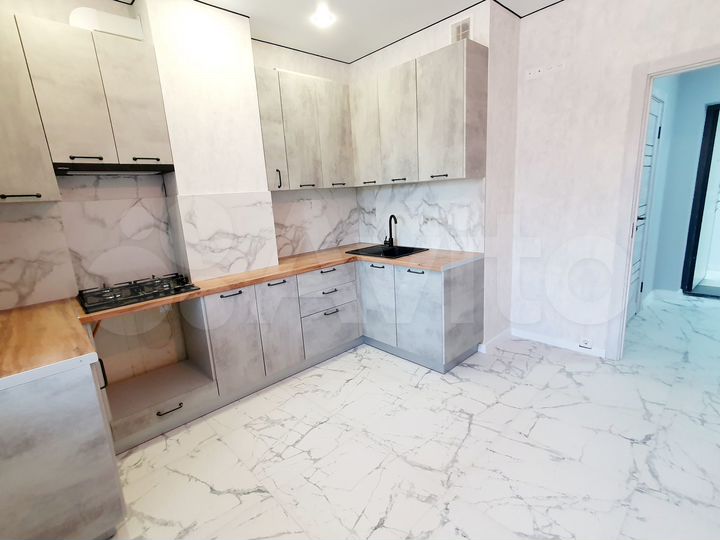 1-к. квартира, 42 м², 3/9 эт.