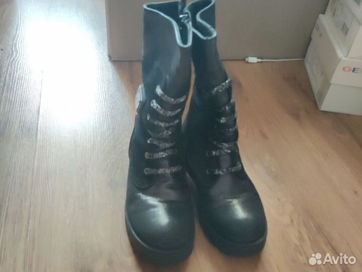 Сапоги Tiflani 32 размер