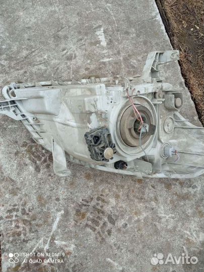 Фара тойота раум 2006г