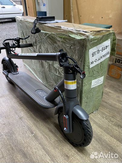 Электросамокат xiaomi m365 pro