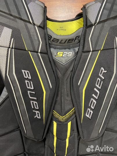 Нагрудник хоккейного вратаря Bauer Supreme S29 INT
