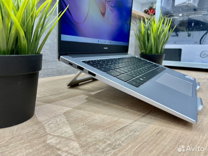 Ультрабук Huawei i5-11/8Gb/SSD 512Gb