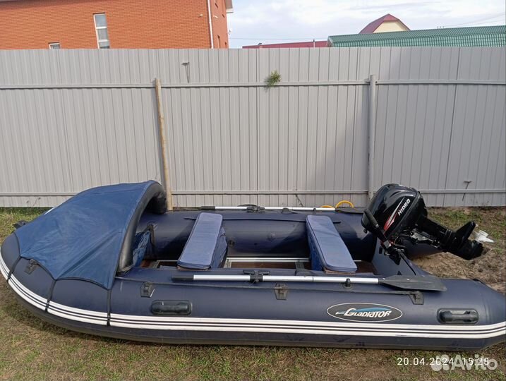 Лодка пвх с мотором Гладиатор 370 хидея 9.8