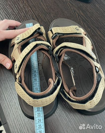 Сандалии для мальчика 36 размер новые