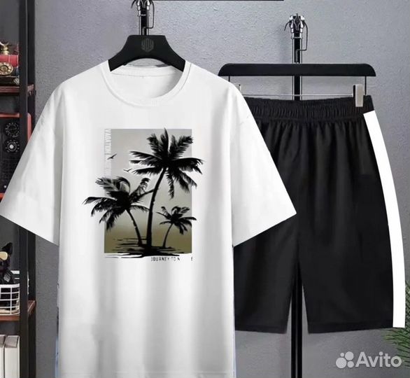 Спортивный костюм