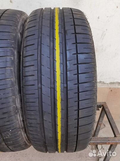 Falken Azenis FK-510 SUV 215/50 R18 92W