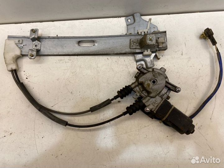 Мотор стеклоподъемника задний правый Kia Spectra