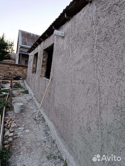 Бригада строителей