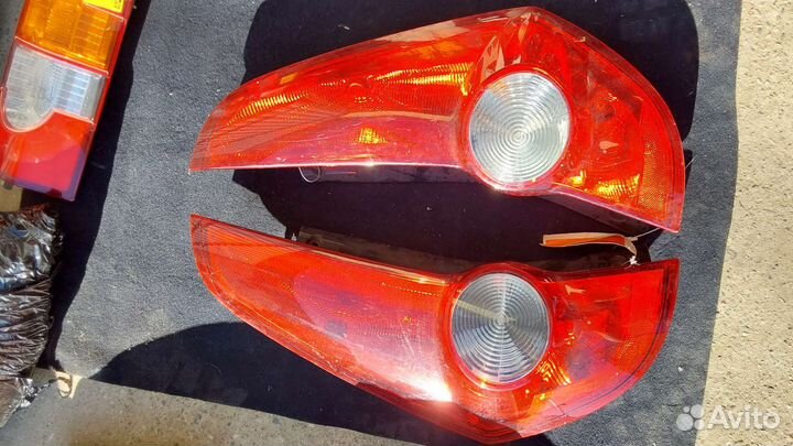 Opel agila 2 задний фонарь правый левый