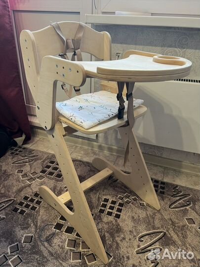 Детский стульчик для кормления деревянный