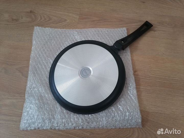 Сковорода блинная литая новая