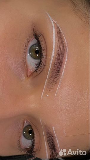 Мастер по бровям