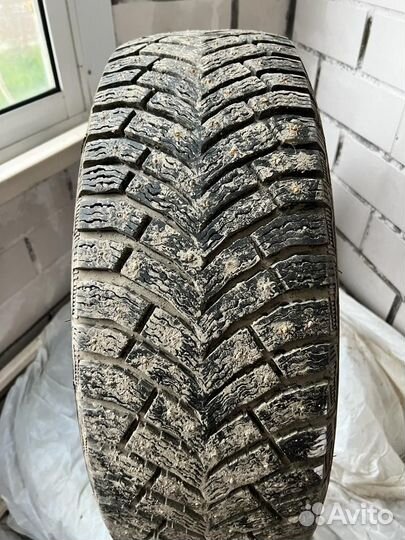 Michelin X-Ice North 4 20.5/65 R16