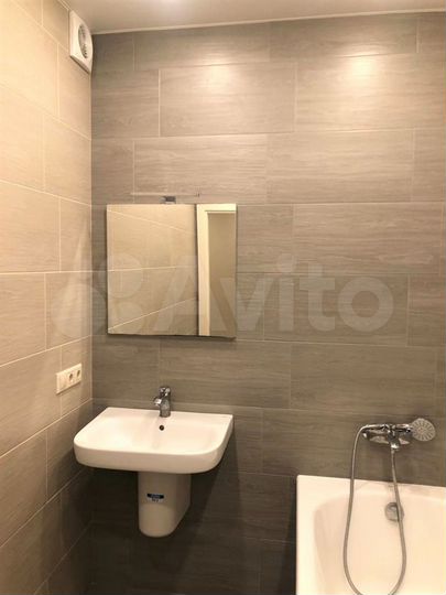 2-к. квартира, 78,6 м², 10/17 эт.