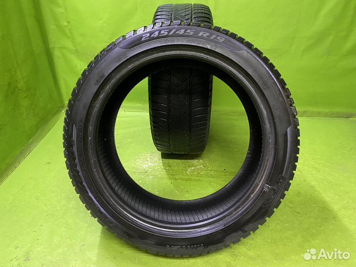Pirelli Winter Sottozero 3 245/45 R19 102V