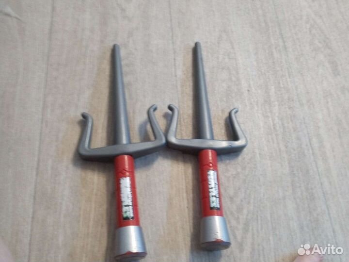 Оружие Рафаэля из черепашек-ниндзя