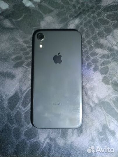 iPhone Xr, 64 ГБ