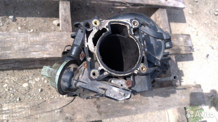 Коллектор впускной Mazda 6 лифтбек 2.0 2006