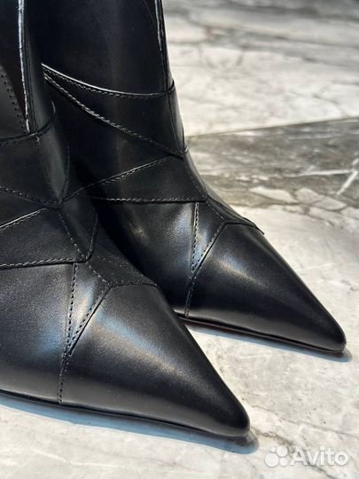 Ботильоны женские Alaia