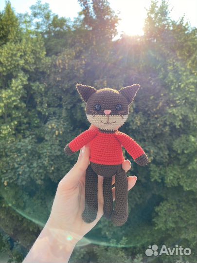 Вязанный котик