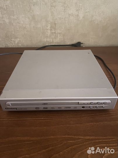 DVD плеер Elenberg dvdp-2403