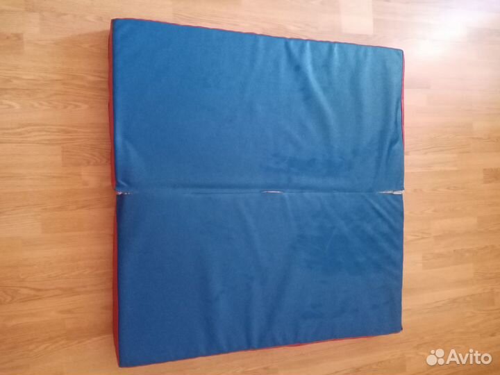 Мат гимнастический