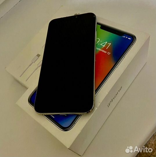 iPhone X, 64 ГБ