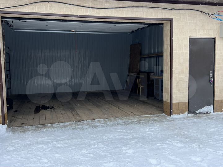 Машиноместо, 25 м²