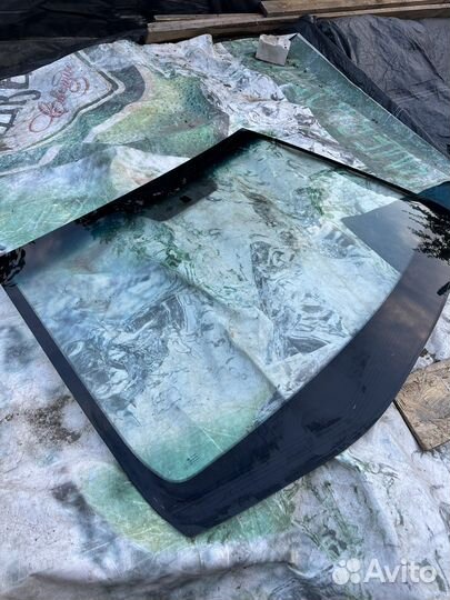 Лобовое стекло Kia Rio