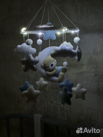 Мобиль на кроватку из фетра с подсветкой и музыкой