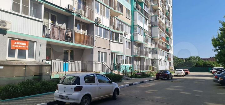 Торговая площадь, 65 м²