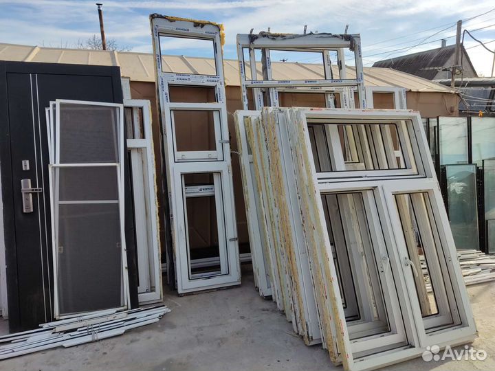 Окна,дверные блоки пластиковые бу