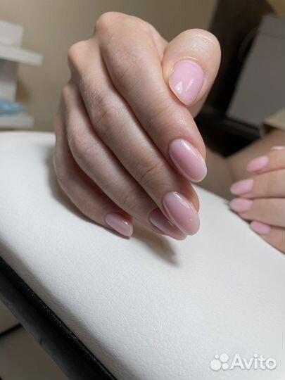 Маникюр с покрытием гель-лаком