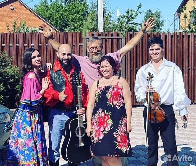 Цыганский ансамбль. Эстрадное цыганское шоу