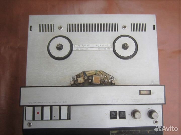Магнитофонная приставка Нота-304 октябрь 1977 года