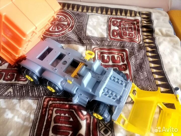 Большой грузовик игрушка