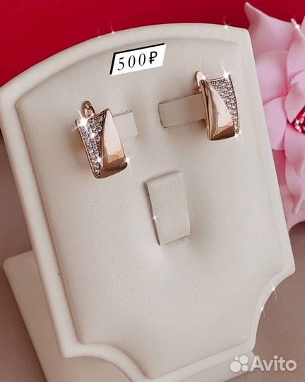 Серьги из медицинского сплава