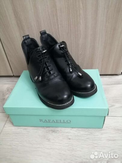 Ботинки женские