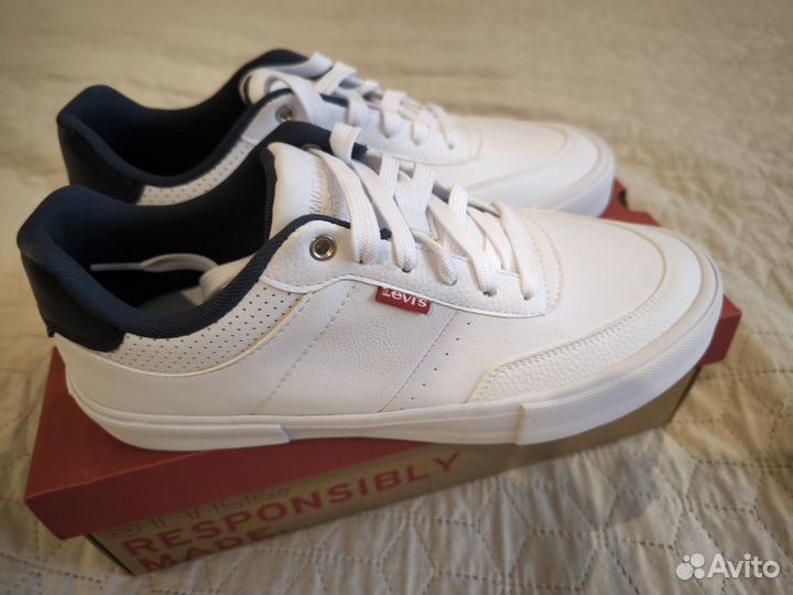 Сникерсы кроссовки Levi's