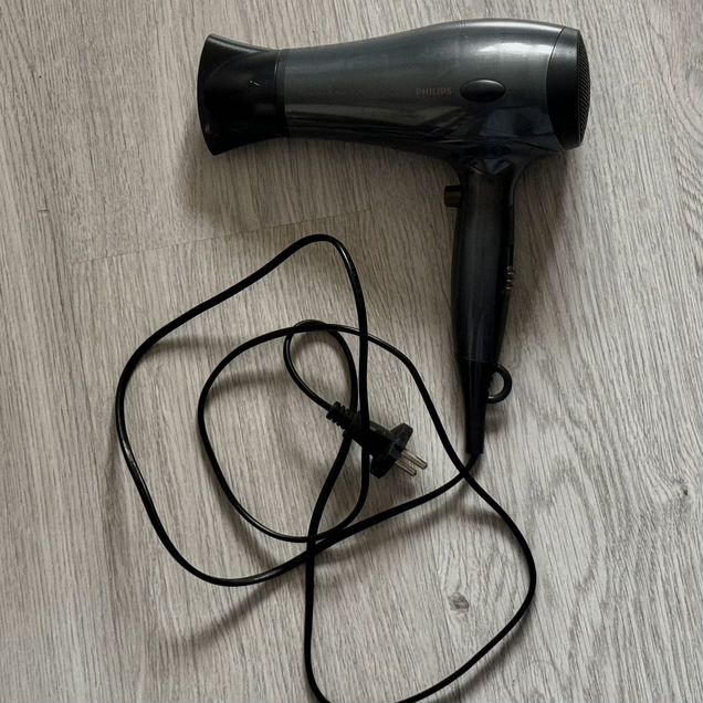 Фен Philips SalinDry Active ION