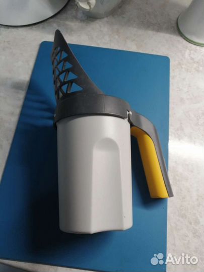 Совок для уборки экскриментов животных