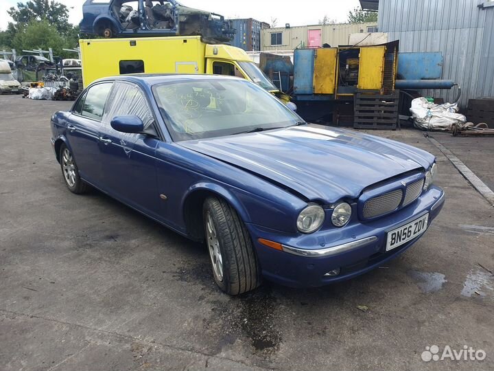 Jaguar XJ X350 2.7 TDV6 в разбор