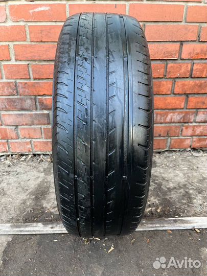 Dunlop Grandtrek ST30 225/60 R18