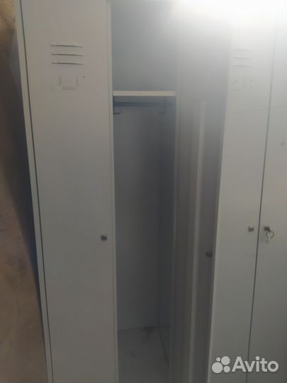 Шкаф металлический