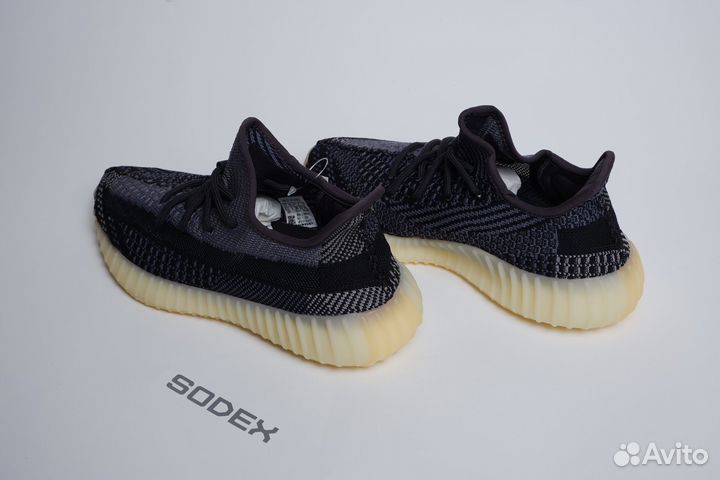 Кроссовки Yeezy Boost 350 v2 