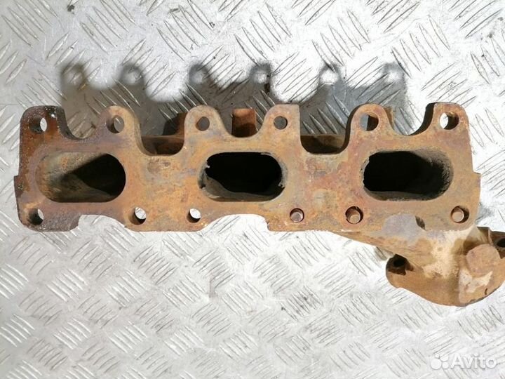 Коллектор выпускной E 124