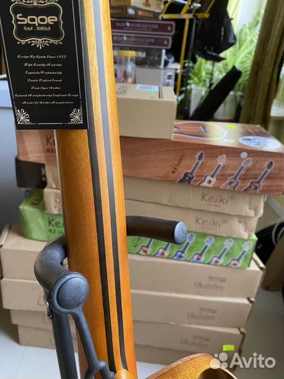 Акустическая гитара